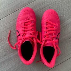 Nike Jr. Tiempo Legend 9 Club size 2Y